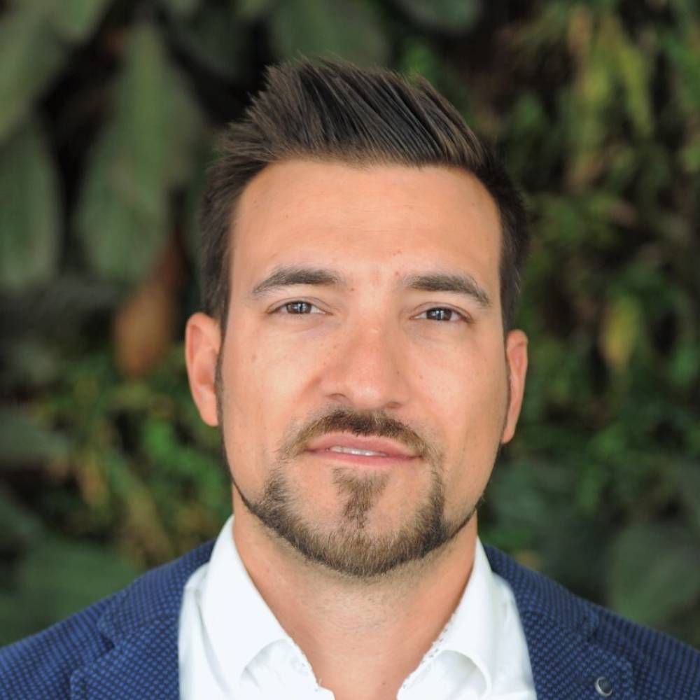 Filip Hearing CEO photo